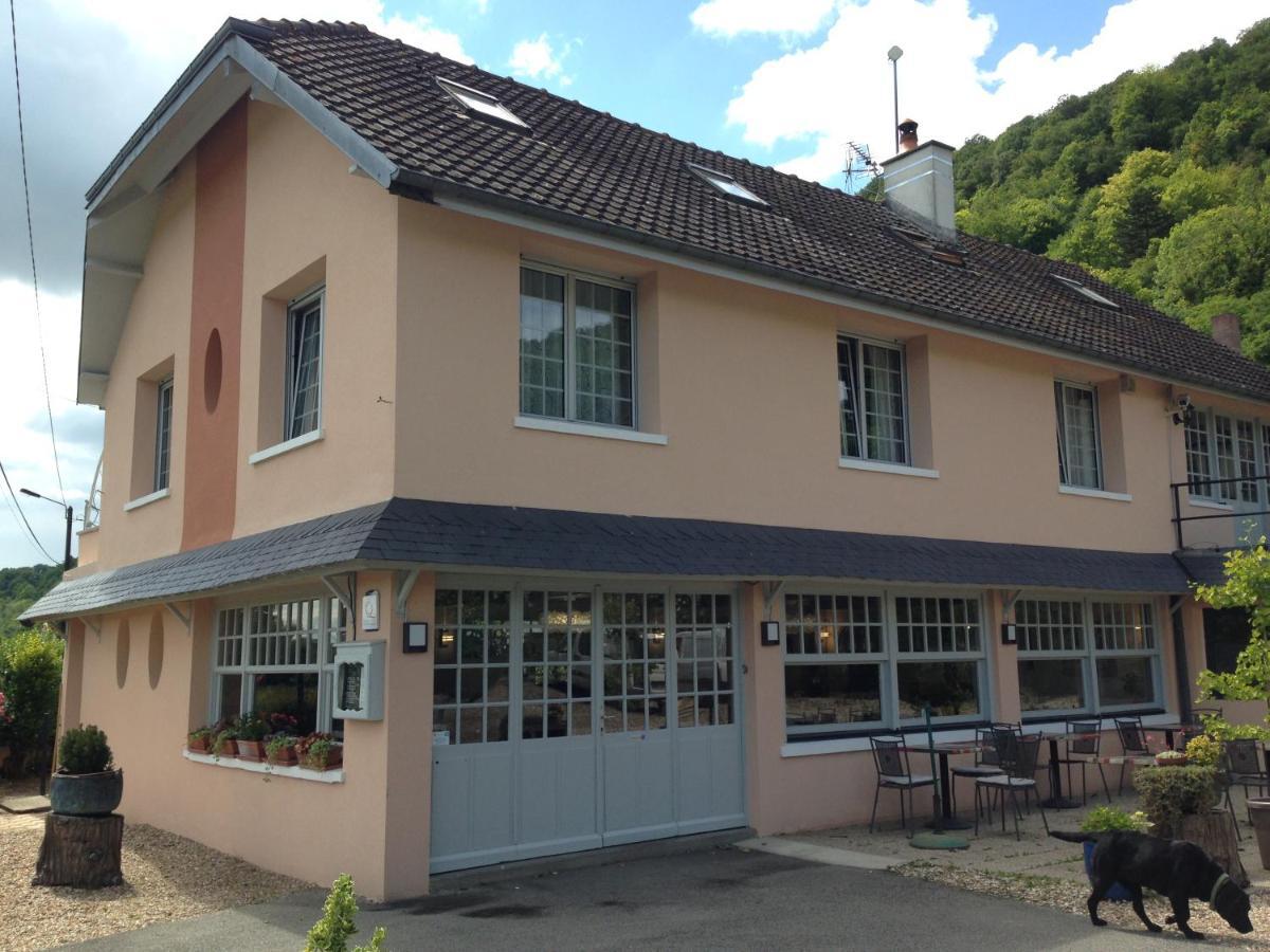 Auberge De La Roque La Roquette Ngoại thất bức ảnh
